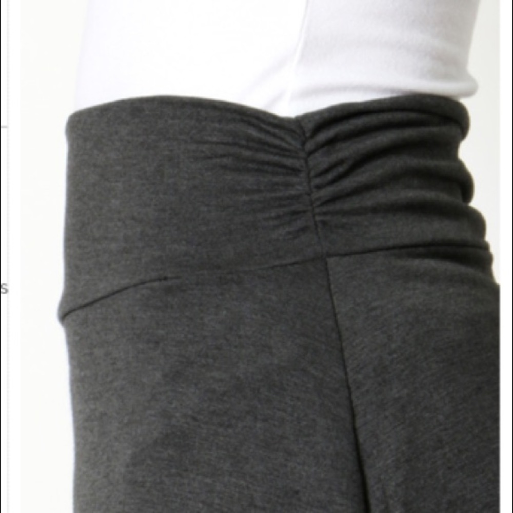 BLACK New Med Hi-Low Skirt - Picture 3 of 4